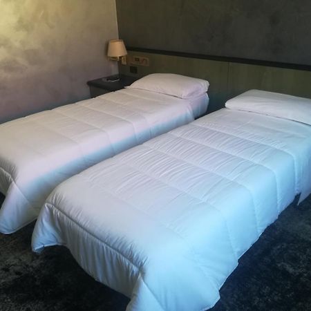 Hotel Gardenia Cermenate Dış mekan fotoğraf