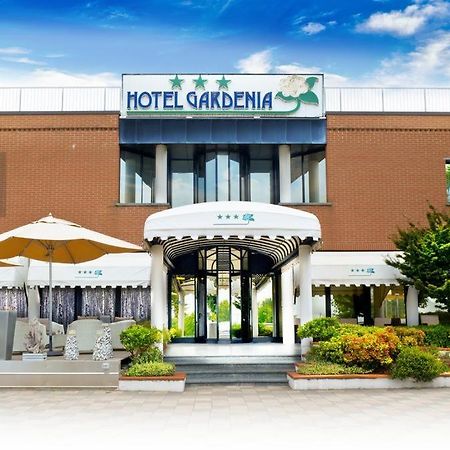 Hotel Gardenia Cermenate Dış mekan fotoğraf