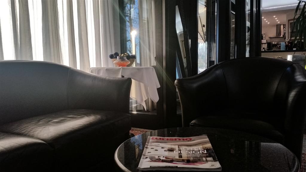 Hotel Gardenia Cermenate Dış mekan fotoğraf