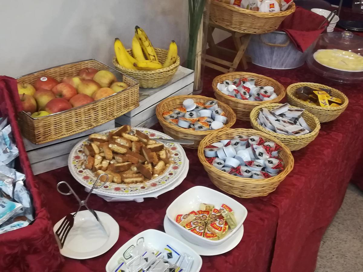 Hotel Gardenia Cermenate Dış mekan fotoğraf